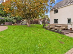 Gardens- click for photo gallery